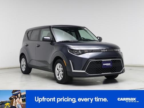 Gray 2025 Kia Soul LX