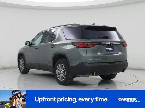 Green 2023 Chevrolet Traverse LT Cloth