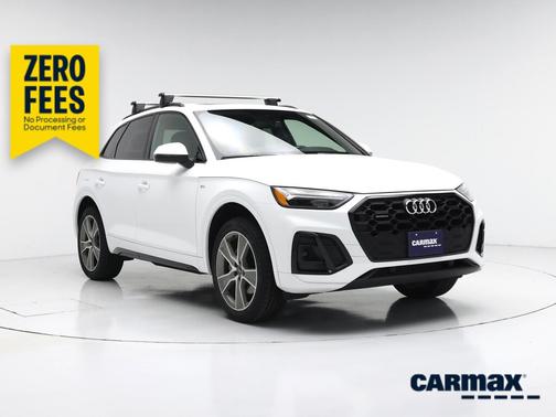 White 2025 Audi Q5 S-Line Premium