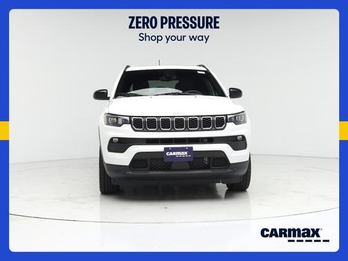 White 2024 Jeep Compass Latitude