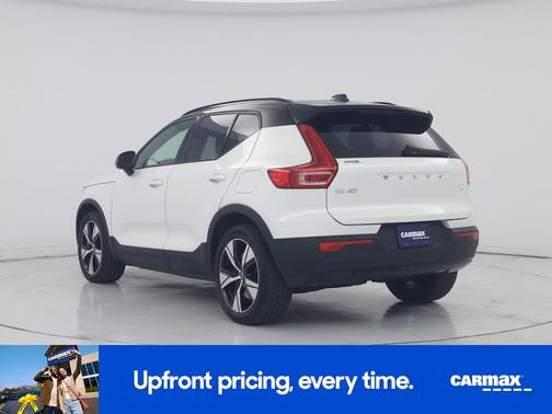 White 2021 Volvo XC40 Recharge Pure Electric P8 R-Design