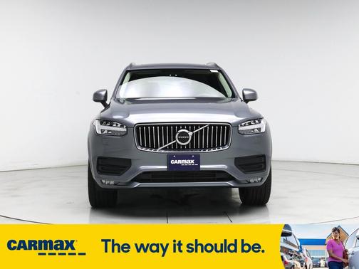 2020 Volvo XC90 T5 Momentum
