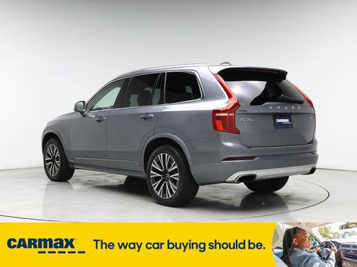2020 Volvo XC90 T5 Momentum