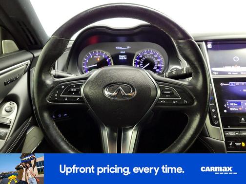 2017 INFINITI Q60 Premium