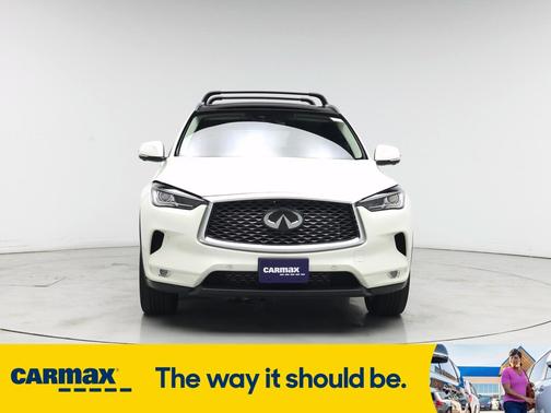 2022 INFINITI QX50 Essential