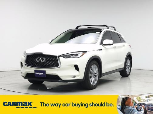 2022 INFINITI QX50 Essential
