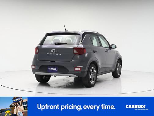 Gray 2024 Hyundai VENUE Limited