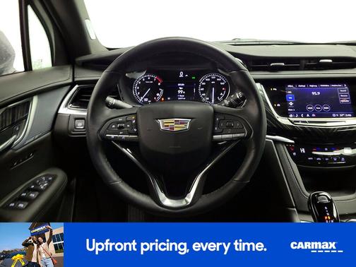 2025 Cadillac XT6 Premium Luxury