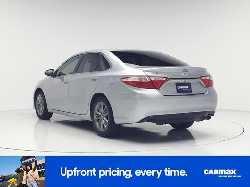 Silver 2017 Toyota Camry SE