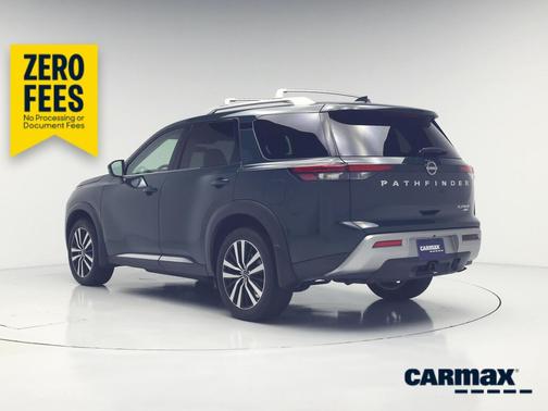 Green 2025 Nissan Pathfinder Platinum