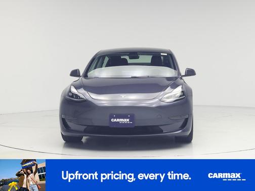 Gray 2022 Tesla Model 3
