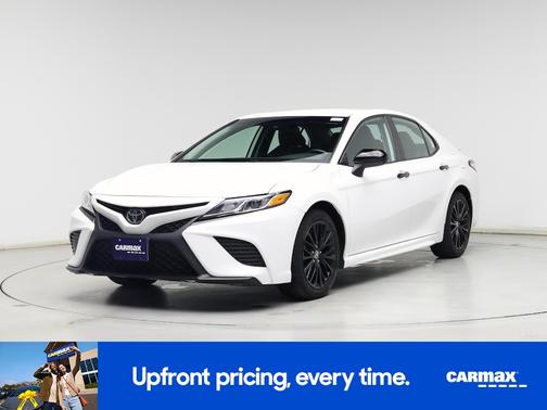 White 2020 Toyota Camry SE
