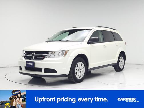 White 2017 Dodge Journey SE