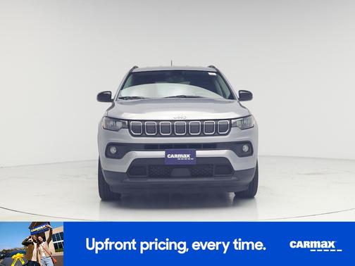 Silver 2022 Jeep Compass Latitude