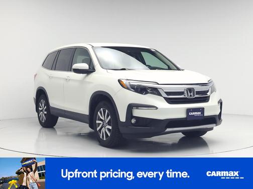 White 2019 Honda Pilot EX