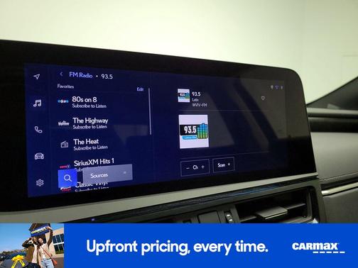 White 2024 Lexus ES 300h Luxury