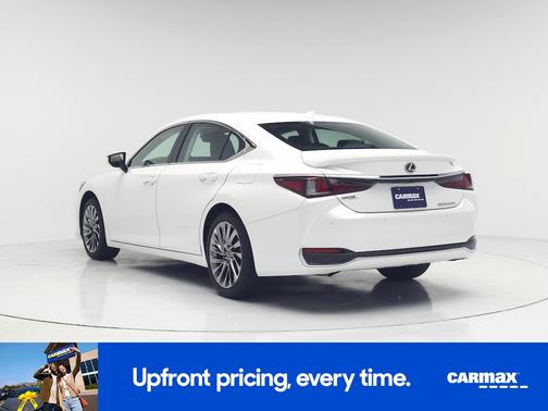 2024 Lexus ES 300h Luxury