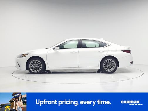 2024 Lexus ES 300h Luxury