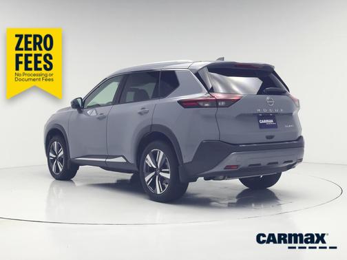 Gray 2023 Nissan Rogue SL
