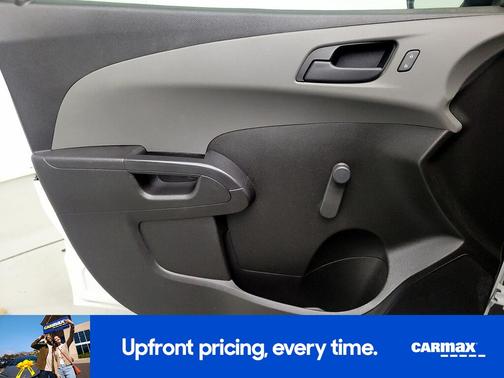 2017 Chevrolet Sonic LT