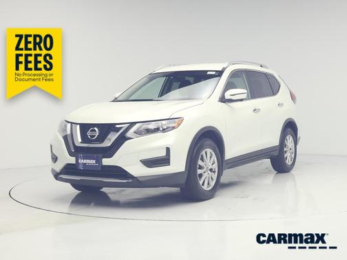 White 2017 Nissan Rogue SV