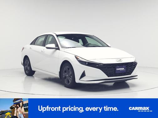 White 2023 Hyundai ELANTRA SEL