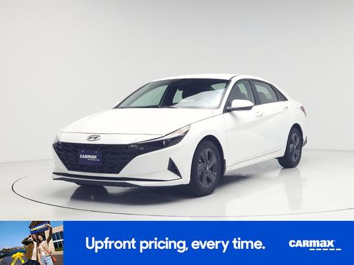 White 2023 Hyundai ELANTRA SEL