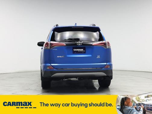 2017 Toyota RAV4 SE