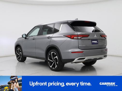 2023 Mitsubishi Outlander SE