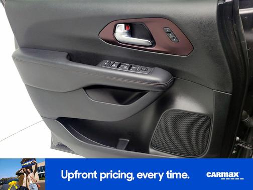 2020 Chrysler Pacifica 35th Anniversary