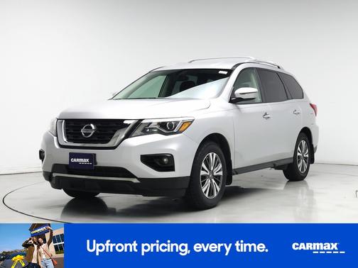2017 Nissan Pathfinder SV