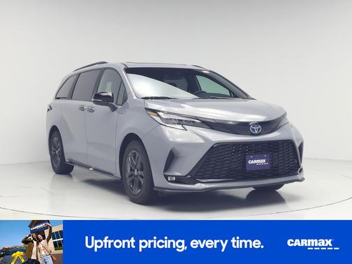 Gray 2025 Toyota Sienna XSE