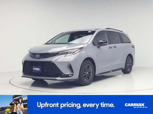 Gray 2025 Toyota Sienna XSE