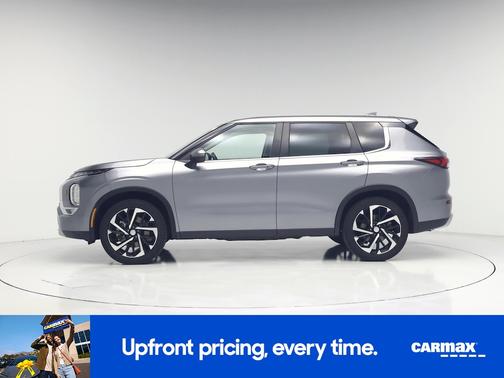 Gray 2022 Mitsubishi Outlander SE