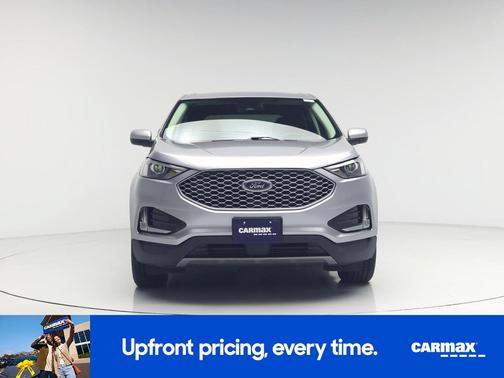 Silver 2023 Ford Edge SEL