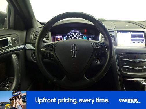 2016 Lincoln MKS 