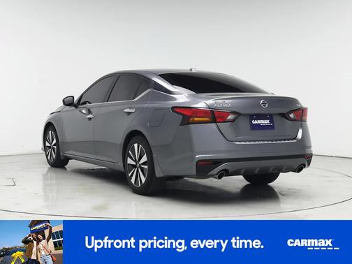 2022 Nissan Altima SV