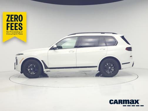 White 2024 BMW X7 xDrive40i