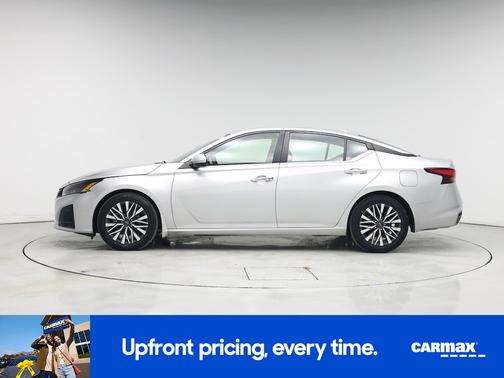 2023 Nissan Altima SV
