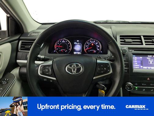 2017 Toyota Camry SE