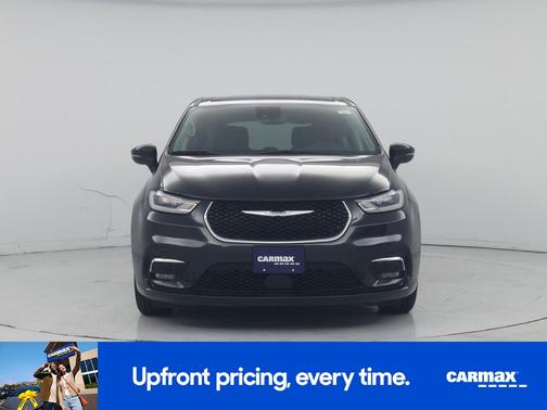 Black 2023 Chrysler Pacifica Touring L