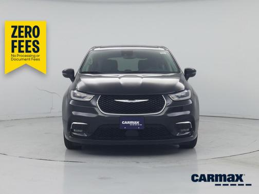 Black 2023 Chrysler Pacifica Touring L