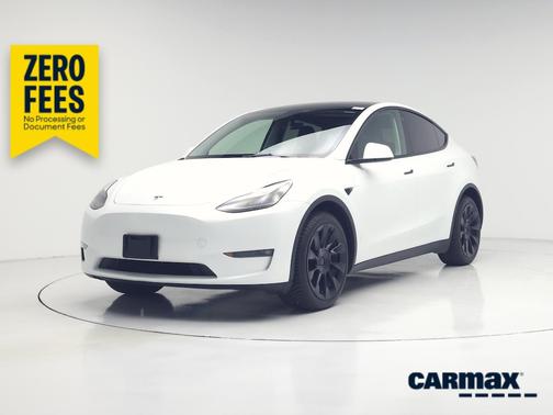 White 2023 Tesla Model Y Long Range