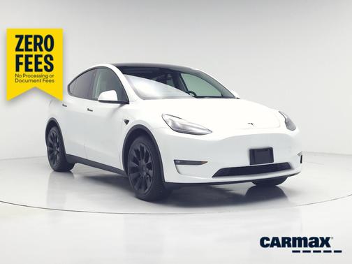 White 2023 Tesla Model Y Long Range