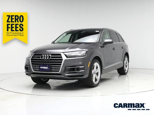 Gray 2019 Audi Q7 Prestige