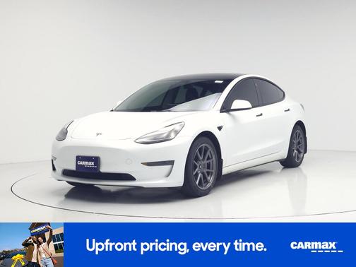White 2022 Tesla Model 3
