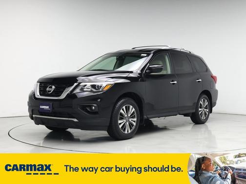 2018 Nissan Pathfinder SV