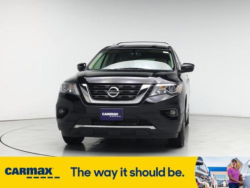 2018 Nissan Pathfinder SV