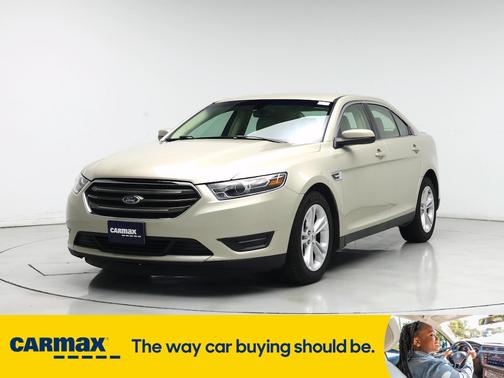 2017 Ford Taurus SEL