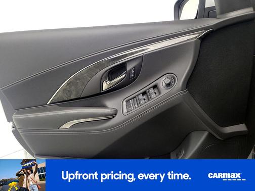 Silver 2014 Buick LaCrosse Premium